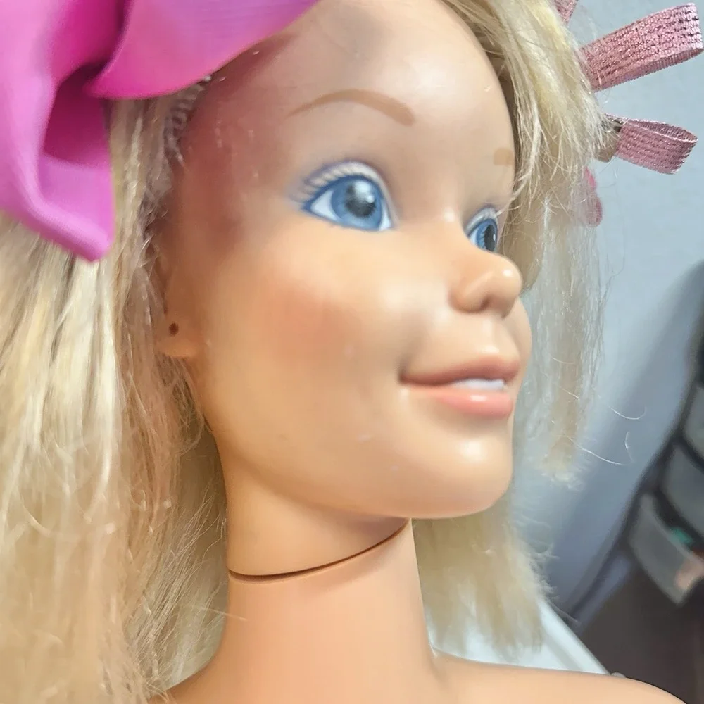 Vintage Mattel Barbie Pose Me Pretty Styling Head 1983 Pink Base Blonde‎ Hair